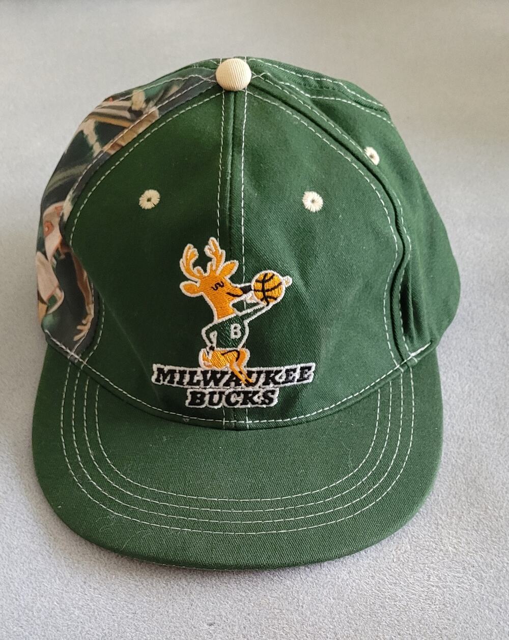 NBA-Milwaukee Bucks Mens Logo Cap/Hat Marques Johnson Throwback Sz: Adjustable